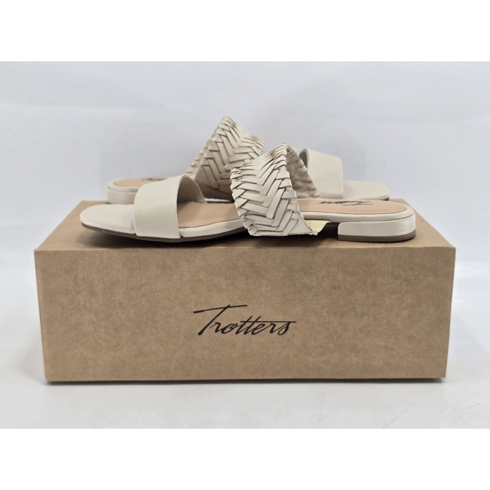 NIB Trotters Women's Nalane Sandals - Color Ivory - Size 8 Wide - Picture 5 of 13